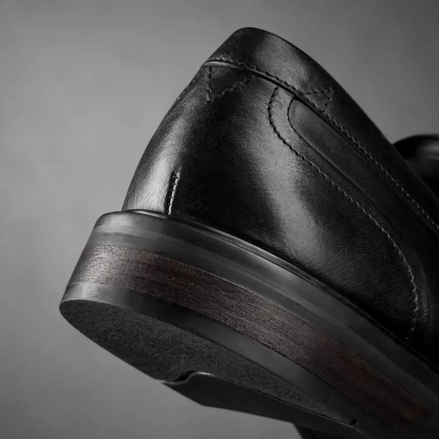 Aldwin Step herenloafers van zwart leer Aldwin Step herenloafers van zwart leer