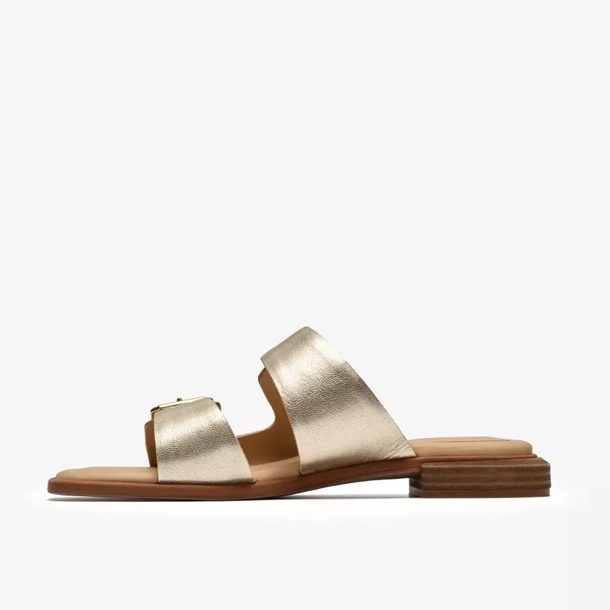Ariany Bay platte sandalen voor dames in zacht goud Ariany Bay platte sandalen voor dames in zacht goud