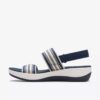 Arla Stroll Navy Multicolour Cloudsteppers™-sandalen voor dames Arla Stroll Navy Multicolour Cloudsteppers™-sandalen voor dames