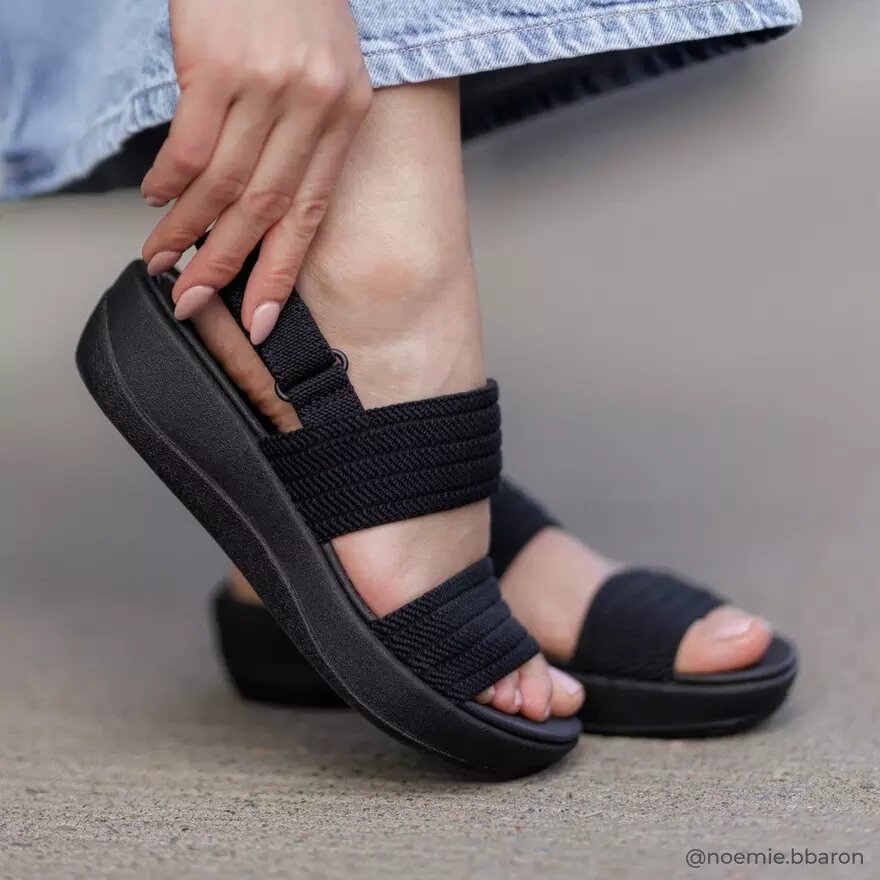 Arla Stroll zwarte Cloudsteppers™-Wedges-sandaaltjes voor dames Arla Stroll zwarte Cloudsteppers™-Wedges-sandaaltjes voor dames