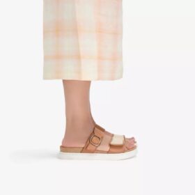 Arwell Step platte sandalen voor dames van tan-kleurig leer