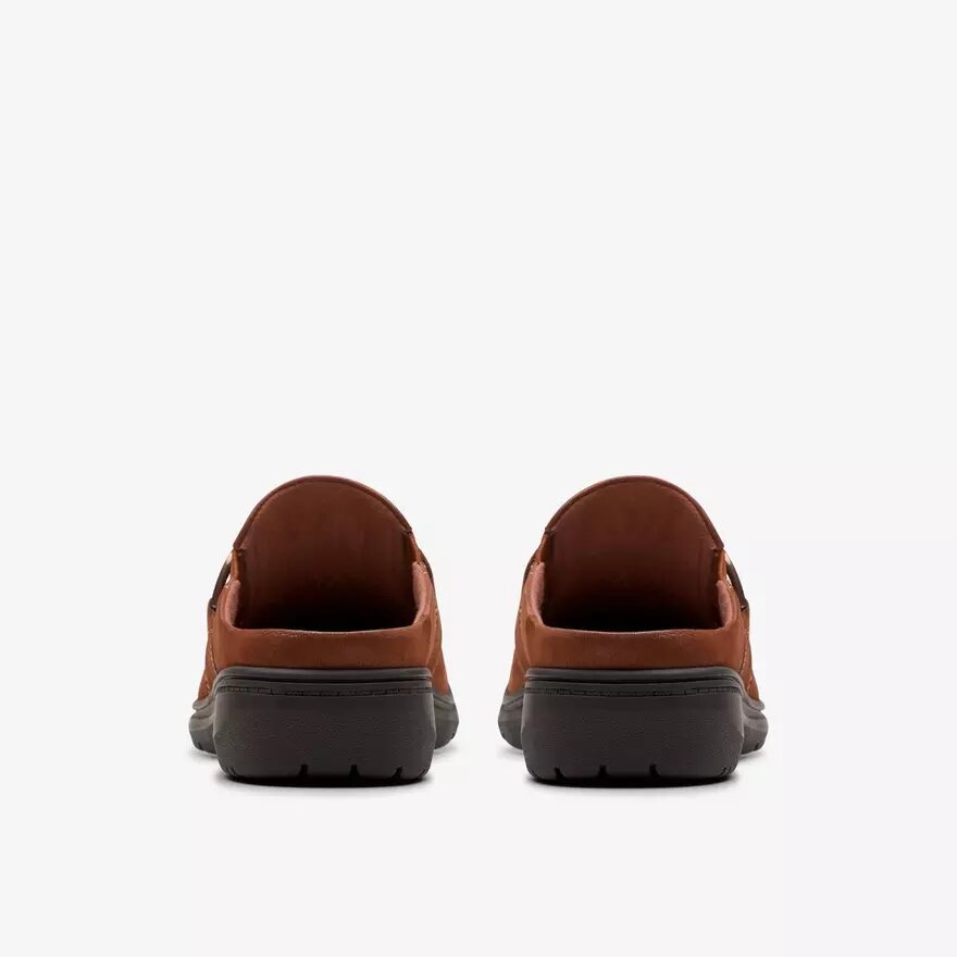 Carleigh Viola Clogs & Muiltjes voor dames in British Tan nubuck Carleigh Viola Clogs & Muiltjes voor dames in British Tan nubuck
