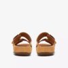 Cecily Step platte sandalen voor dames in licht okerkleurig nubuck