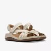 Cecily Strap crèmekleurige leren Sandalen met bandjes voor dames Cecily Strap crèmekleurige leren Sandalen met bandjes voor dames