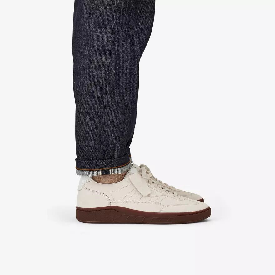 Craft Rally Ace herensneakers van gebroken wit suède Craft Rally Ace herensneakers van gebroken wit suède
