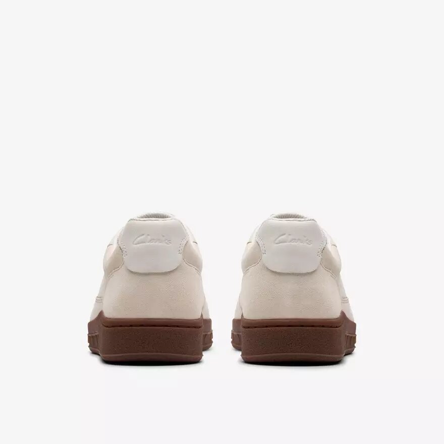 Craft Rally Ace herensneakers van gebroken wit suède Craft Rally Ace herensneakers van gebroken wit suède
