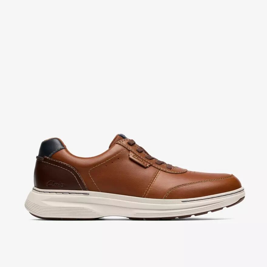 Craftwell herenschoenen met veters van bruin leer Craftwell herenschoenen met veters van bruin leer