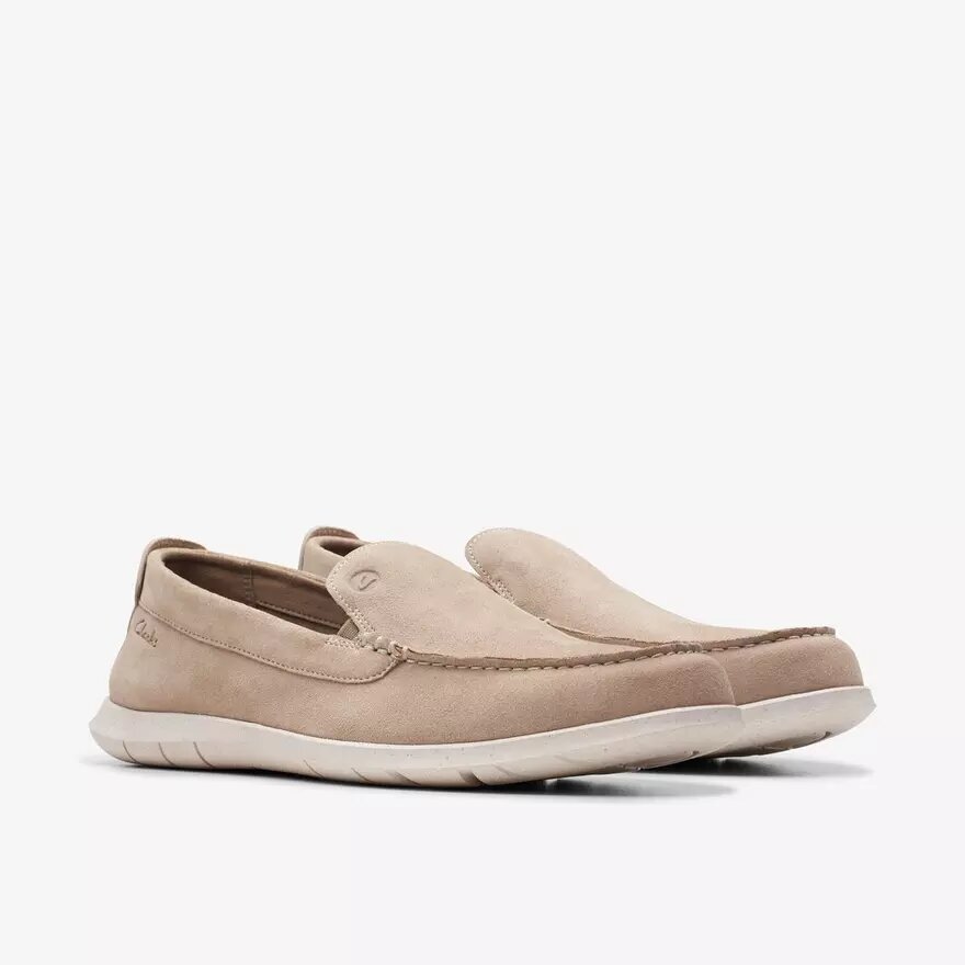 Flexway Step herenloafers van zandkleurig suède (Slip-ons) Flexway Step herenloafers van zandkleurig suède (Slip-ons)