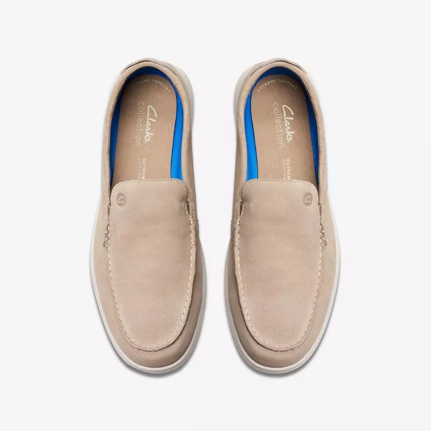 Flexway Step herenloafers van zandkleurig suède (Slip-ons) Flexway Step herenloafers van zandkleurig suède (Slip-ons)