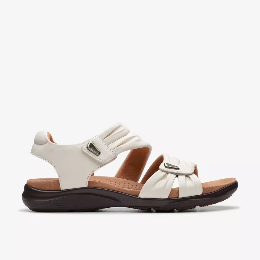 Kitly Ave off-white leren platte sandalen voor dames Kitly Ave off-white leren platte sandalen voor dames