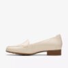 Krystine Lily crèmekleurige leren loafer voor dames Krystine Lily crèmekleurige leren loafer voor dames