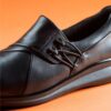 Lynell Slip-ons – zwarte leren slip-ons voor dames Lynell Slip-ons – zwarte leren slip-ons voor dames