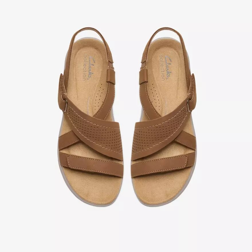 Maelynn Gem Tan nubuck platte sandalen voor dames Maelynn Gem Tan nubuck platte sandalen voor dames