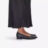 Natalyn slip-ons voor dames van donkerzwart leer Natalyn slip-ons voor dames van donkerzwart leer