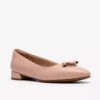 Natalyn Trim lichtroze leren Slip-ons voor dames