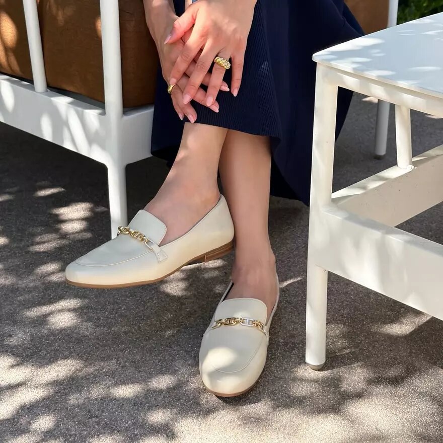Tamna Iris witte leren loafer voor dames Tamna Iris witte leren loafer voor dames