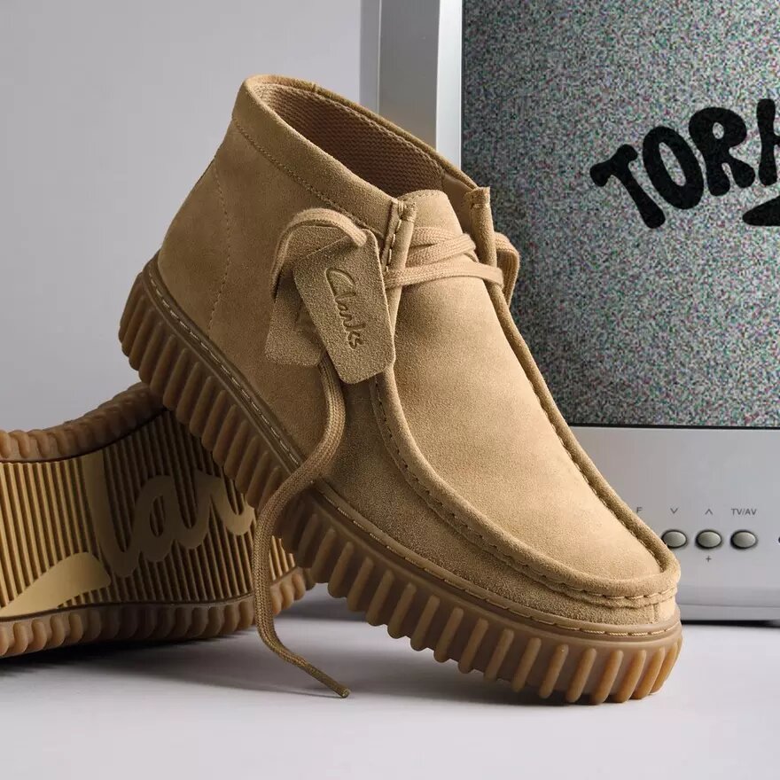 Torhill Hi donkerzandkleurige suède enkellaarsjes Torhill Hi donkerzandkleurige suède enkellaarsjes