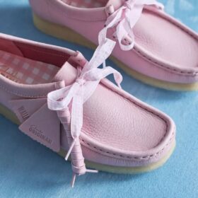 Wallabee-schoenen voor dames in babyroze leer