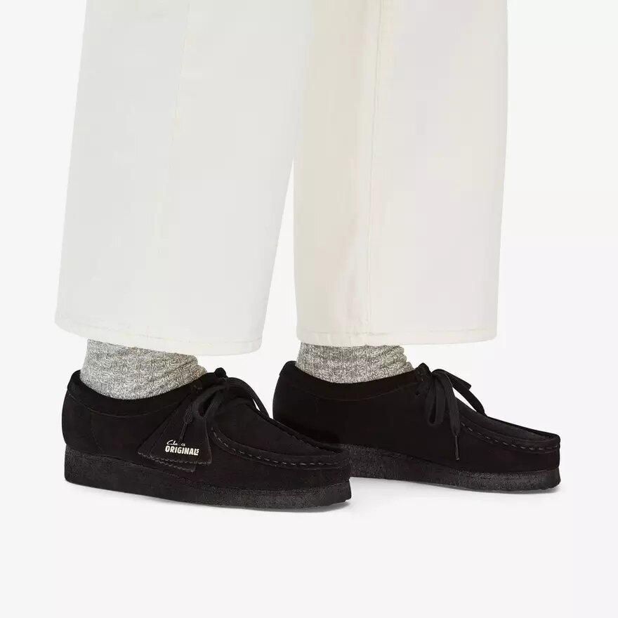 Wallabee™-schoenen voor dames van zwart suède Wallabee™-schoenen voor dames van zwart suède