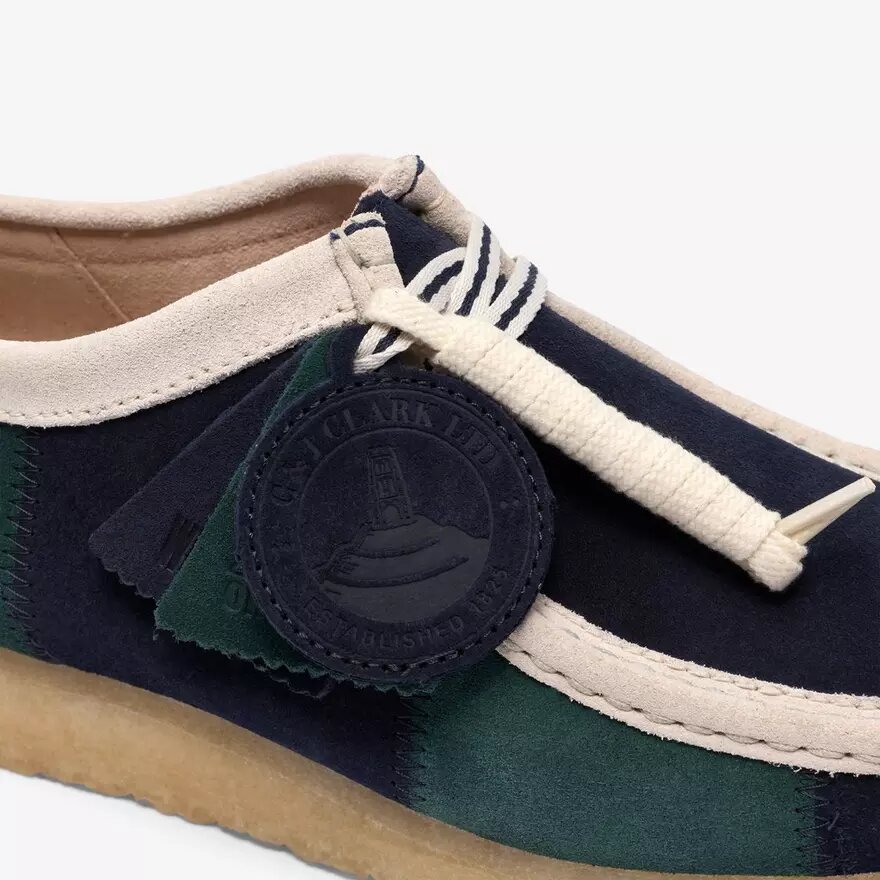 Wallabee voor heren met blauw/groene streep Wallabee voor heren met blauw/groene streep