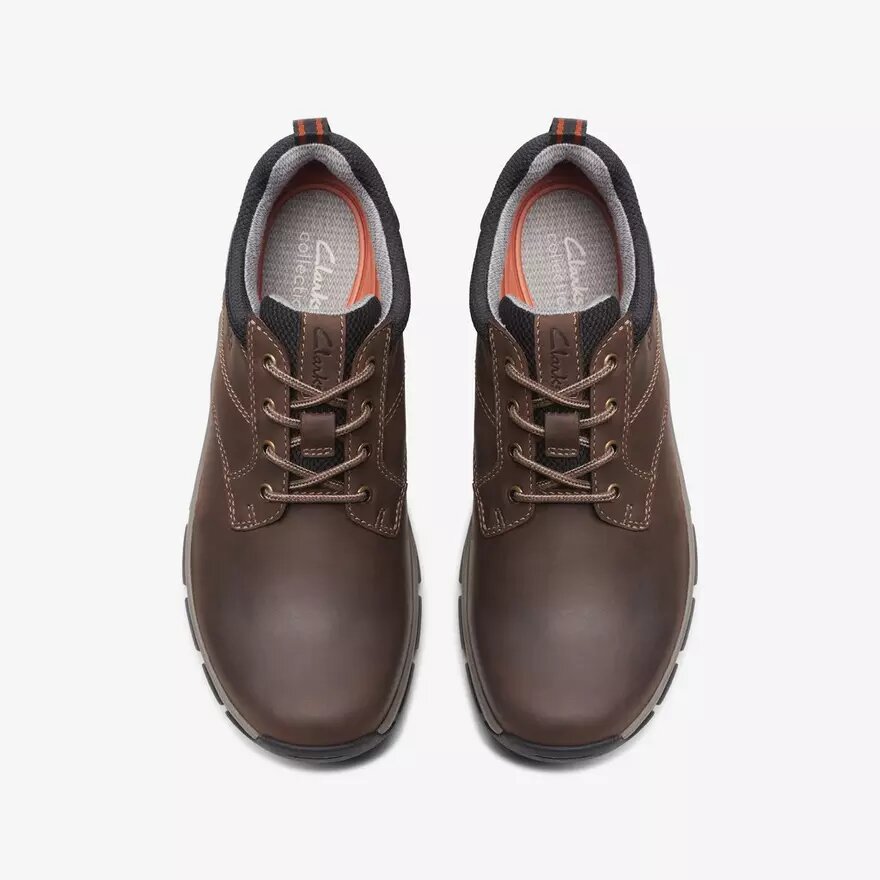 Walpath Low herenschoen van bruin leer met vetersluiting Walpath Low herenschoen van bruin leer met vetersluiting